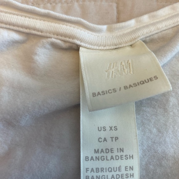 NWOT v-neck tees always flattering. - Picture 2 of 3